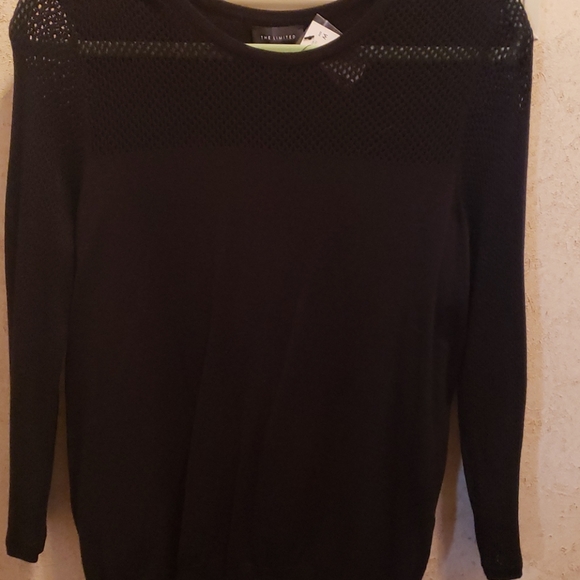 Pullover long sleeve sweater - Picture 1 of 6